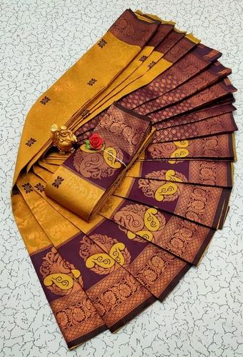 Chamunthiriga Pattu Saree