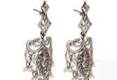 Designer Earrings With Pearls