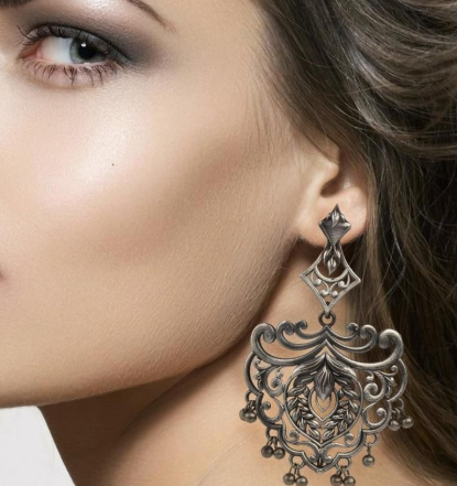 Designer Earrings With Pearls