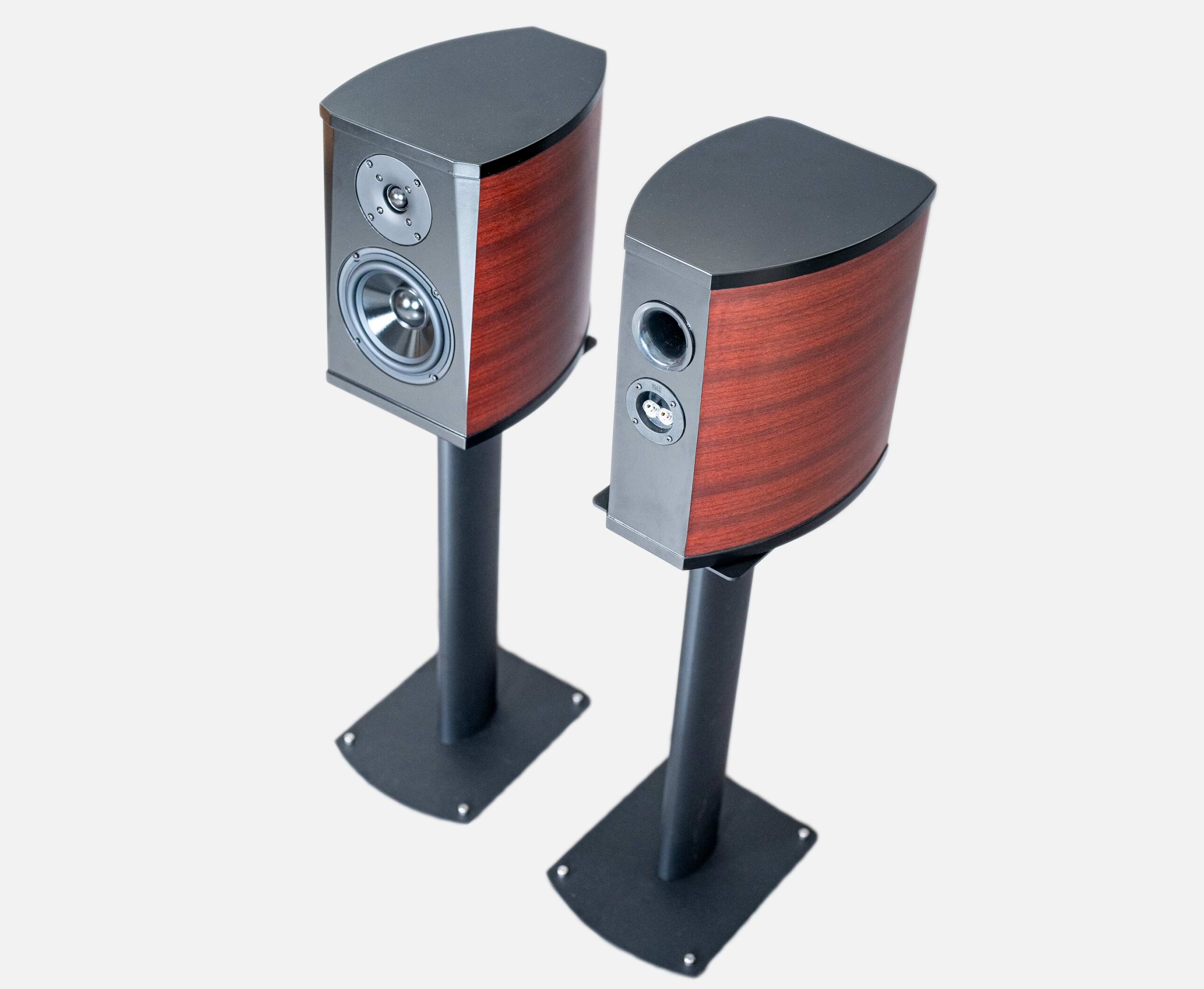 2 – Way Bookshelf Speakers