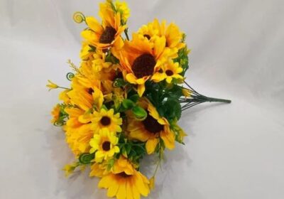Hyperboles-Artificial-Sunflower-Bunch-1