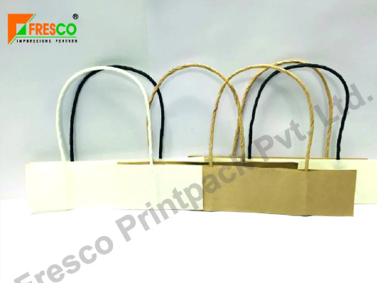 Twisted Paper Rope Handle Trader