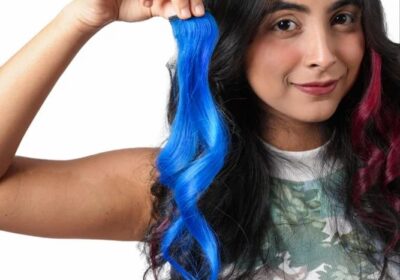 Women-Blue-Color-Streaks
